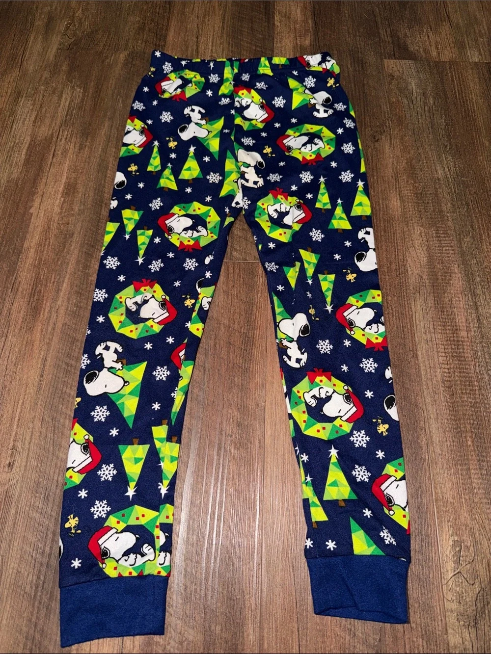 Peanuts Snoopy Pajama Set Christmas/Winter size 8/10 EUC